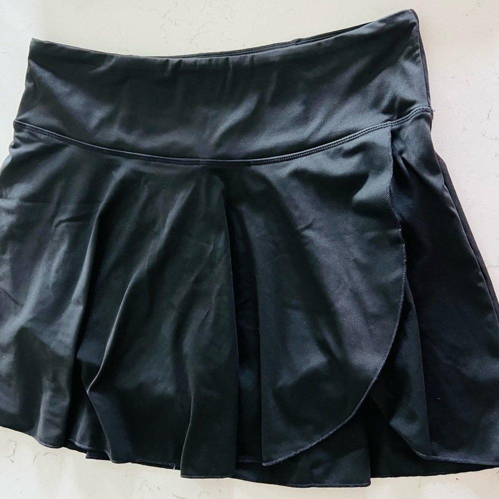 Black Mini Athletic Skater Skort
